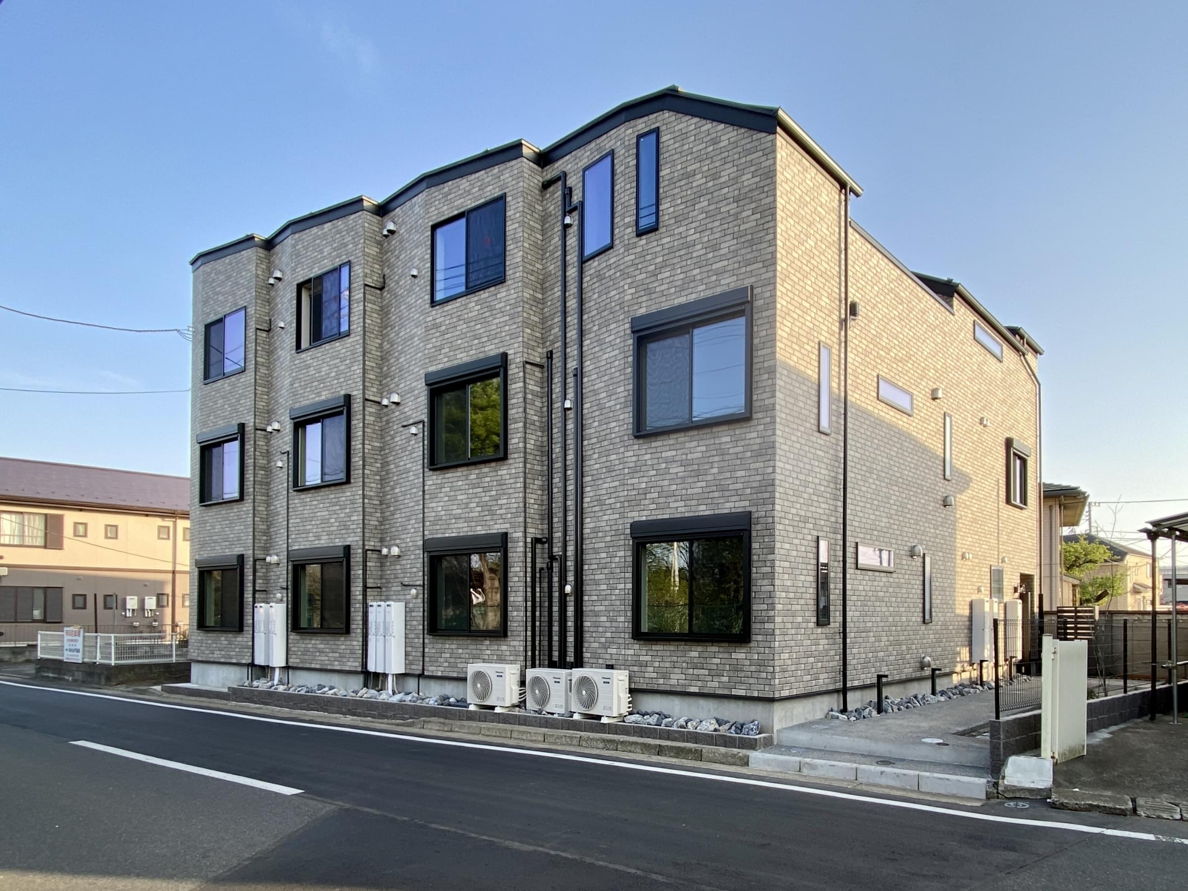 The Siesta 東村山BrickHaus